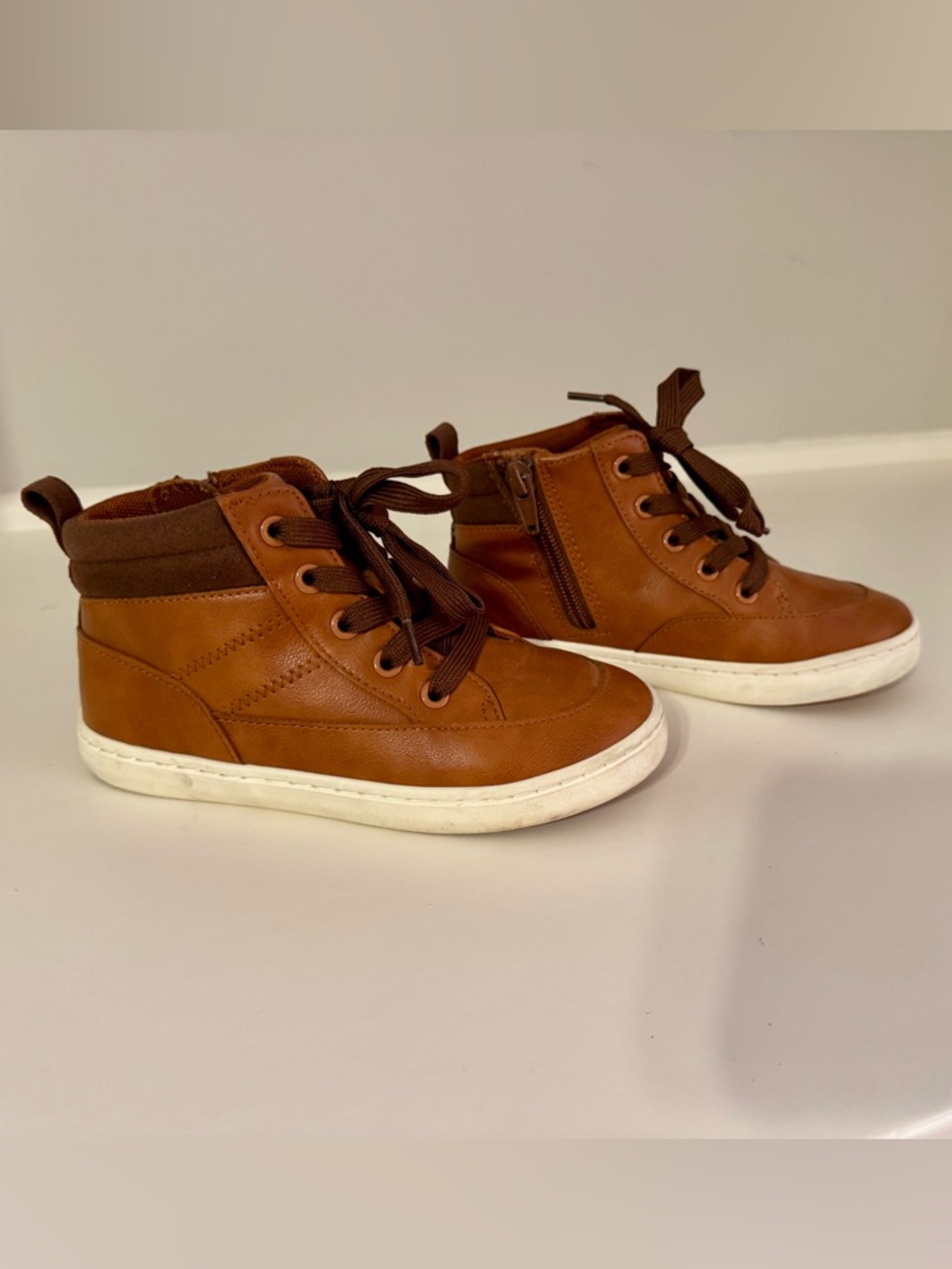 Cat & Jack Tan/Brown High-Top Kids Sneakers with Side Zip